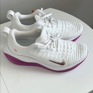 Nike‎ InfinityRN 4
Women's Road Running Shoes